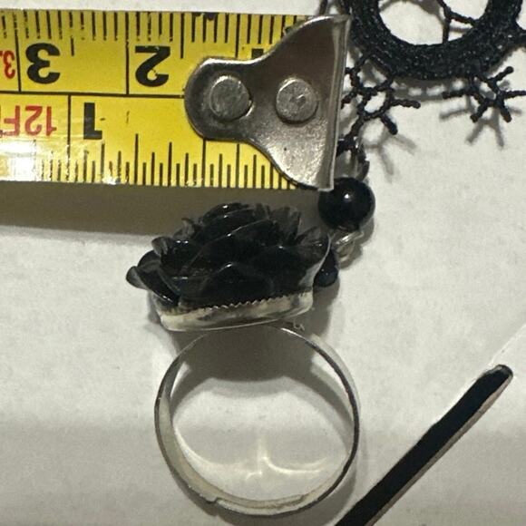 Fingerless Gloves Steampunk Women Bridal Bracelet Ring Set Short Floral Lace NWT - Picture 8 of 9